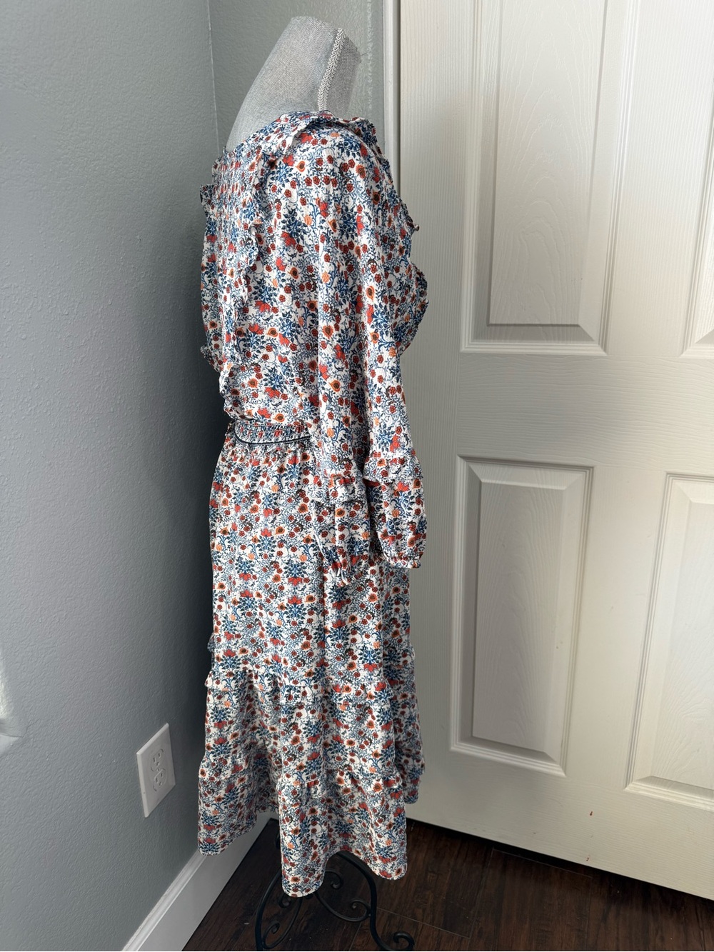 Max Studio Blue and Rust Floral Midi Dress - Picture 4 of 7